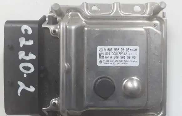 Mercedes-Benz C W205 Adblue control unit A0009002008