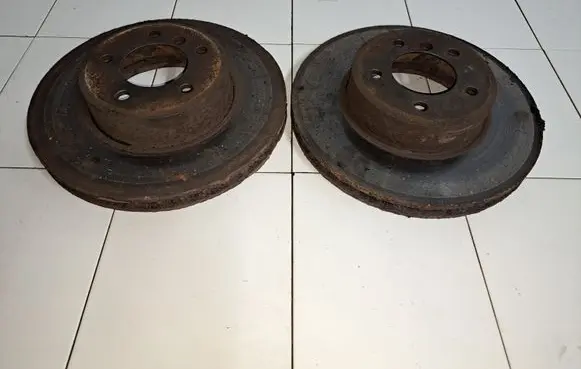 BMW 5 E60 E61 Front brake disc