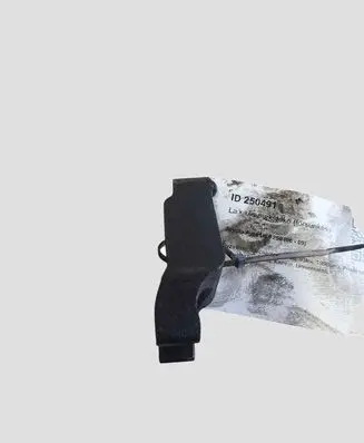Toyota Avensis T250 Fuel Injector clamp holder