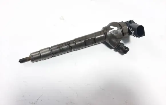 Audi A6 S6 C7 4G Fuel injector 03L130277J