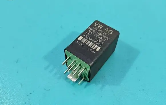 Seat Leon (5F) Other relay 04L907282 IMPRK1581057