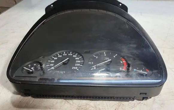 BMW X5 E53 Speedometer (instrument cluster) 62116940604 6940604 A2C53062497