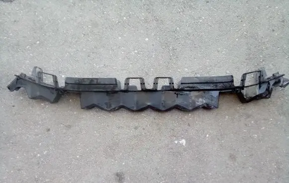 Jeep Renegade Front bumper support beam 52091045