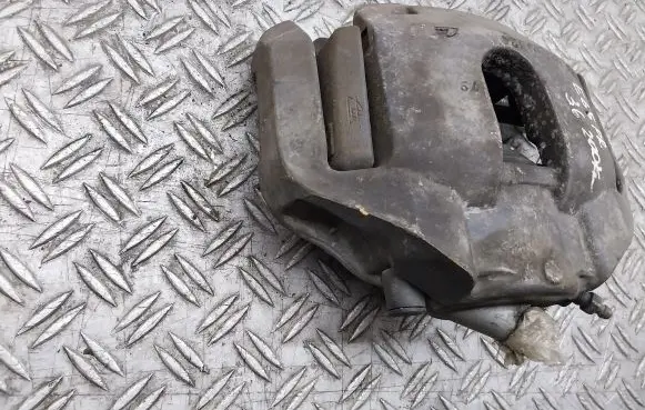 BMW 7 E65 E66 Front brake caliper