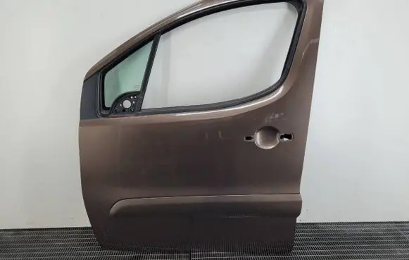 Peugeot Partner Front door 