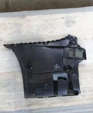 BMW 5 G30 G31 Rear bumper mounting bracket 21754011 8066721