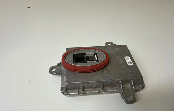 BMW 3 F30 F35 F31 Headlight ballast module Xenon 7255724 10EEG090709 130732926301