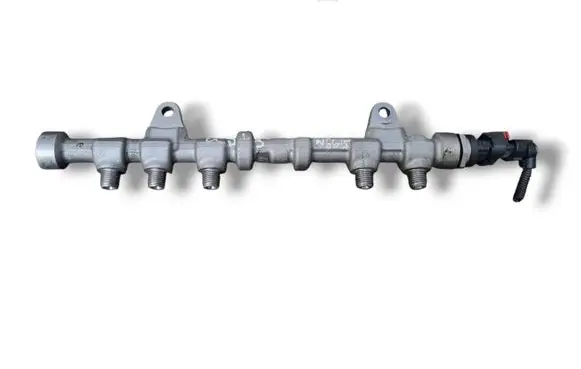 Opel Corsa D Fuel main line pipe 0445214222 55573331