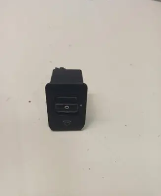 Mitsubishi Pajero Sport I Headlight level height control switch