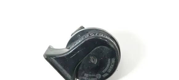 Audi A4 S4 B7 8E 8H Horn signal 8D0951223A