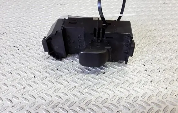 Lexus IS 200-300 Electric window control switch