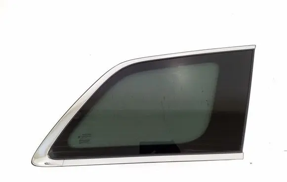 Rear side window