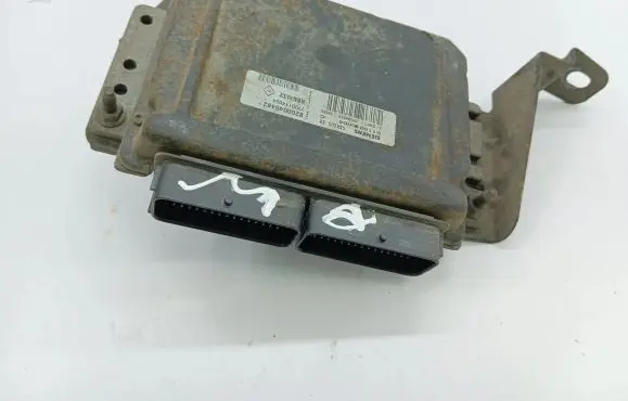 Renault Megane I Engine control unit/module 7700114024 8200046482