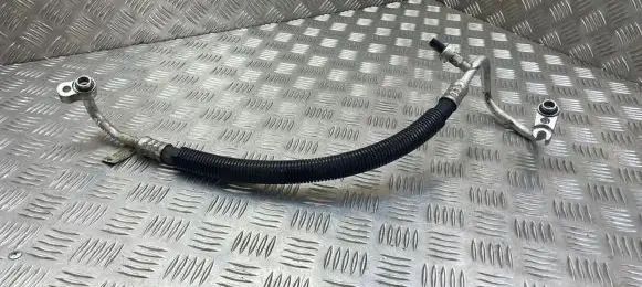 Jeep Grand Cherokee Air conditioning (A/C) pipe/hose 68161179AA