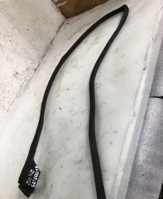 Opel Grandland X Engine compartment rubber 9811258380