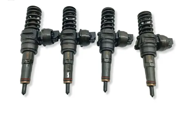Skoda Octavia Mk2 (1Z) Fuel injector 038130073BN 0414720313