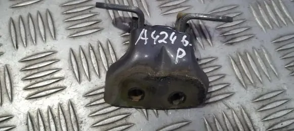 Nissan Note (E11) Front door upper hinge ES78