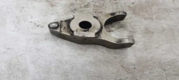 Toyota RAV 4 (XA20) Fuel Injector clamp holder NOCODE