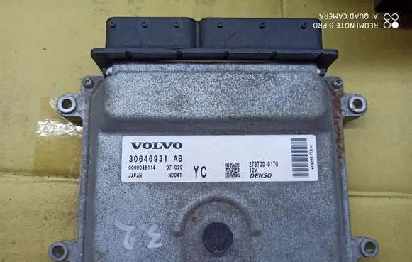 Volvo XC90 Engine control unit/module 30646931AB