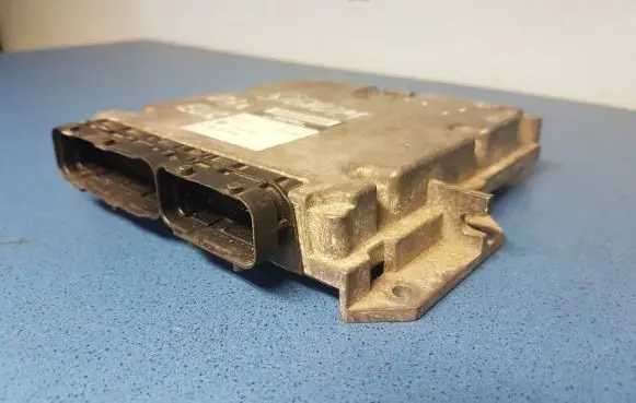 Opel Signum Engine control unit/module 24452707 2758002252 8973521854