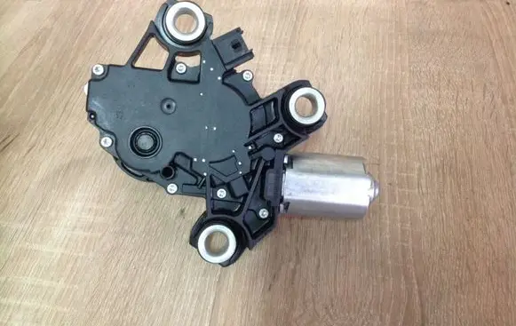 Citroen C4 I Picasso Rear window wiper motor 9654115980 0390201817