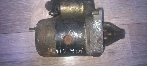 Mazda 323 Starter motor m3t3882
