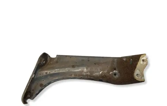 Skoda Octavia Mk3 (5E) Fender mounting bracket 5E0821141