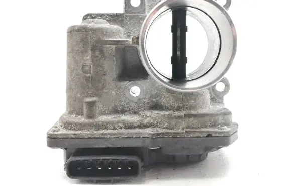 Toyota Urban Cruiser (XP110) Throttle valve 261000N030 1024