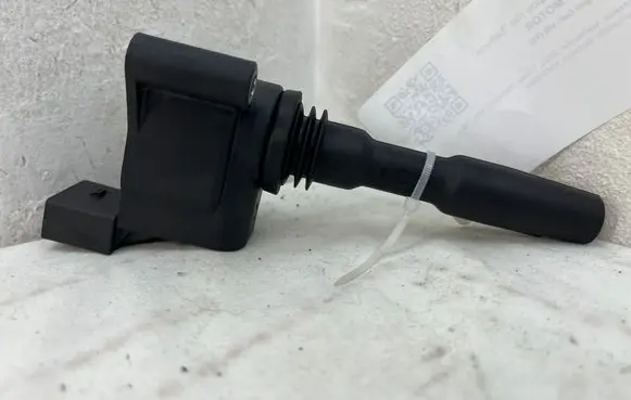 Volkswagen Golf VIII High voltage ignition coil 05E905110A