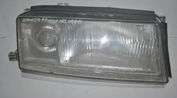 Skoda Octavia Mk1 (1U) Headlight/headlamp