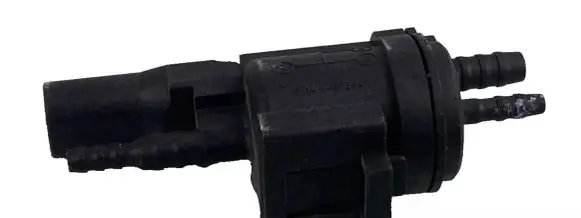Mercedes-Benz A W169 Valve vacuum 0025401497