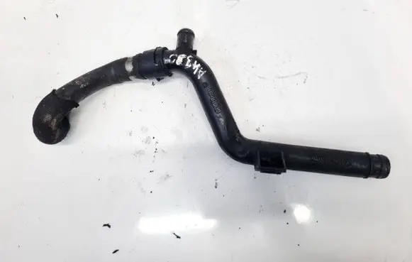Volkswagen Golf V Engine coolant pipe/hose 1K0121070