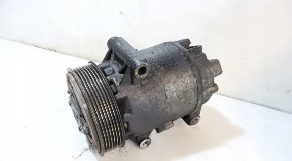 Renault Megane II Air conditioning (A/C) compressor (pump)