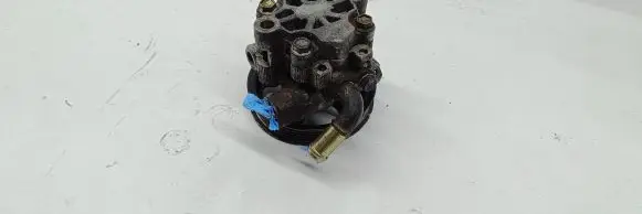 Toyota RAV 4 (XA20) Power steering pump