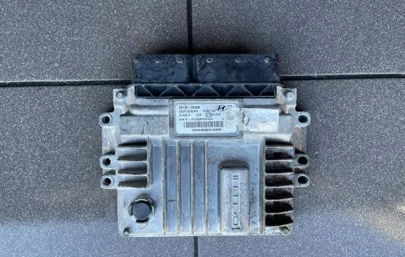 Hyundai ix20 Engine control unit/module ECU 39130-2A400