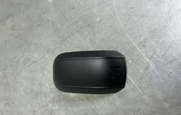 Volkswagen Touareg II Rearview mirror trim 7P6858547