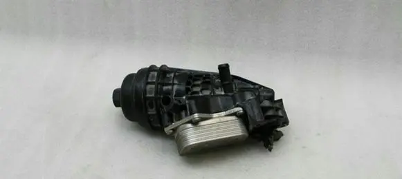 Mercedes-Benz CLA C117 X117 W117 Oil filter mounting bracket A2701800810