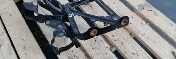 Audi A6 S6 C7 4G Radiator mount bracket 4G0121261F
