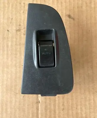 Toyota Avensis T250 Electric window control switch 7423205160