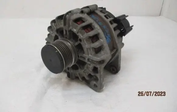 Renault Megane IV Generator/alternator 231004719R