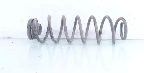 Volkswagen Polo Rear coil spring