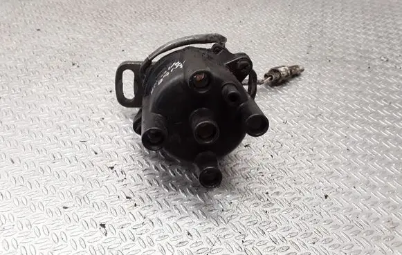 Suzuki Baleno EG Spark distributor 3310060G1