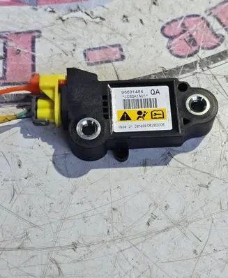 Chevrolet Captiva Airbag deployment crash/impact sensor 96631484 08282006 JC6QA1NU1
