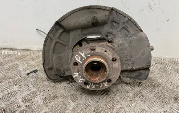 Volvo XC90 Front wheel hub