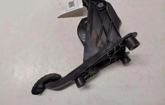 Clutch pedal