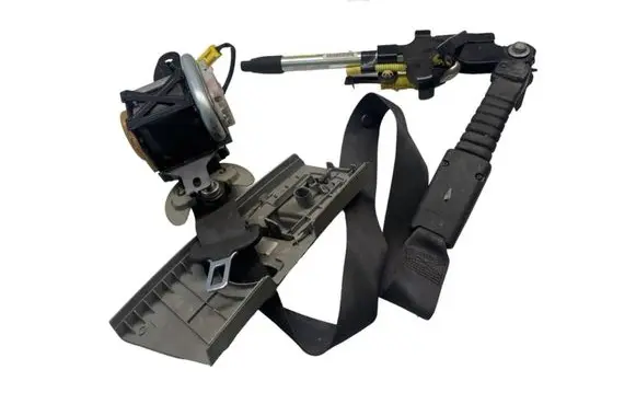 Honda Civic Front seatbelt 045506