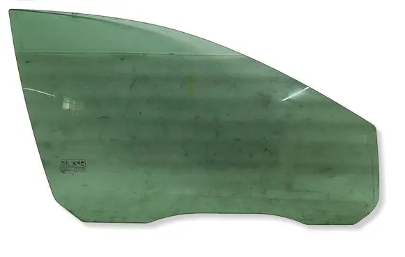 Ford Focus Front door window glass four-door 
