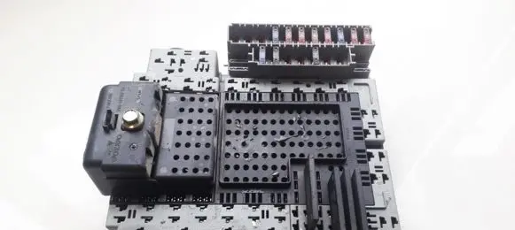 Volvo S60 Fuse box set 9162316 0328351