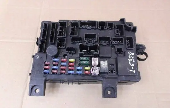 Mitsubishi Outlander Fuse module 8637A865