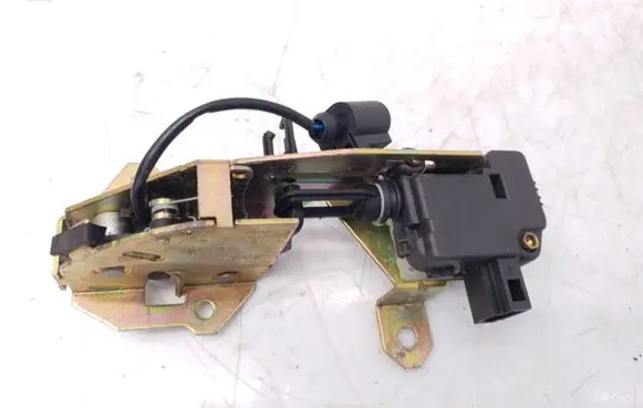 Porsche Cayenne (9PA) Tailgate window lock/catch/latch 7L0827506D